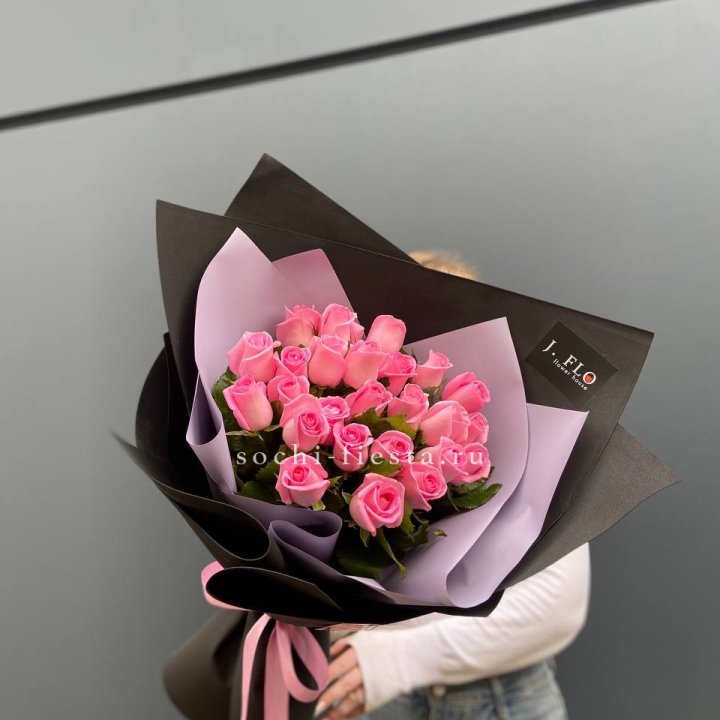 19 розовых роз  в Улан-Удэ