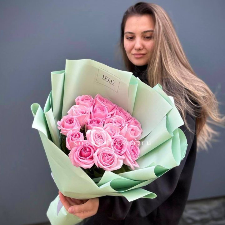 17 розовых роз в Улан-Удэ