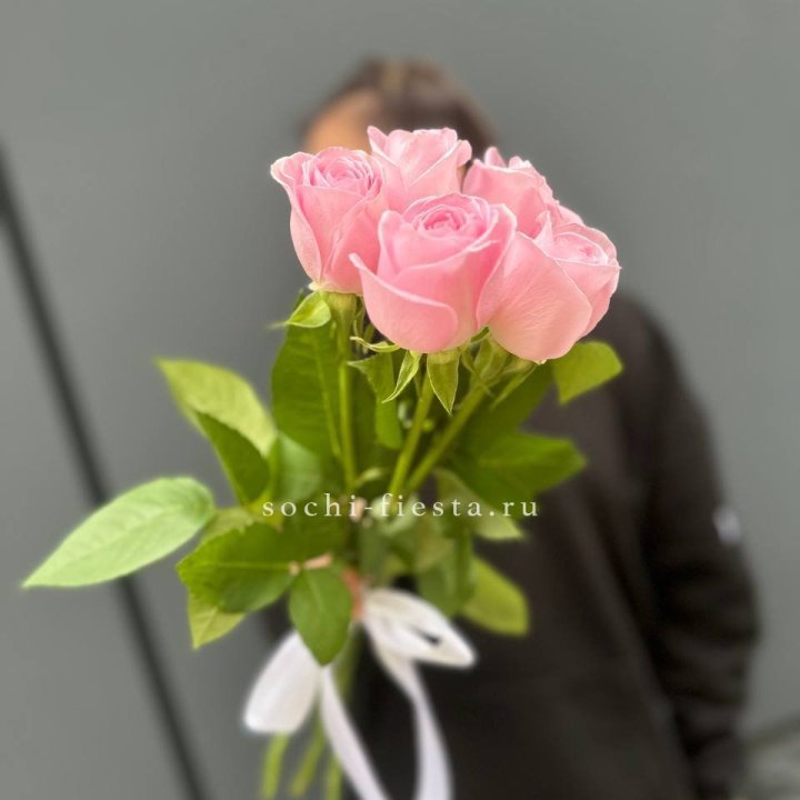 Букет 5 розовых роз  в Улан-Удэ