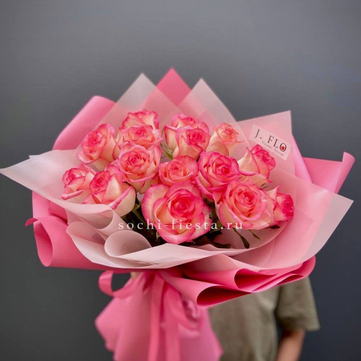 15 роз "Джумилия" в Улан-Удэ