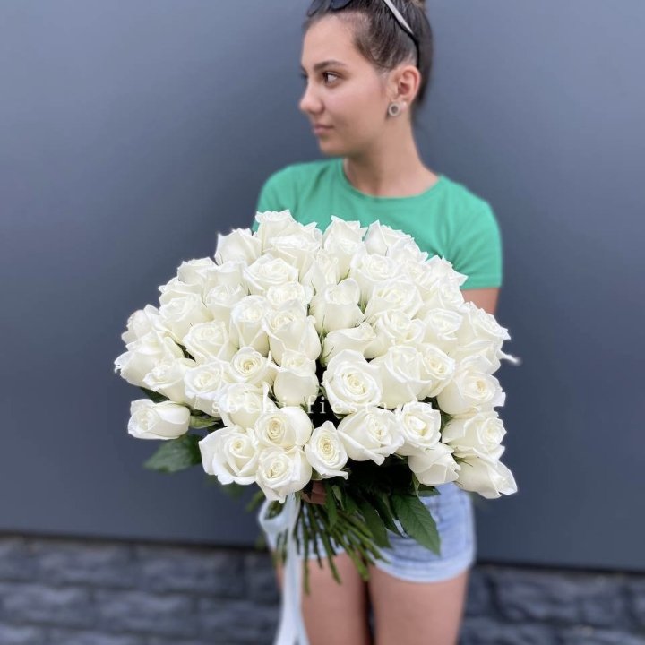 51 белая роза в Улан-Удэ