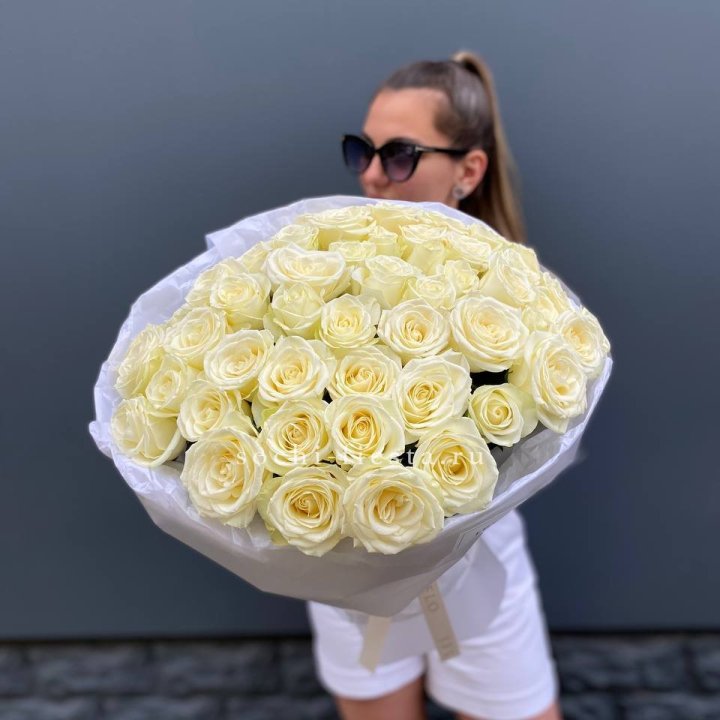 51 белая роза  в Улан-Удэ