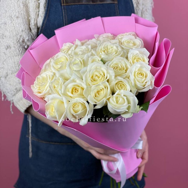 25 белых роз в Улан-Удэ