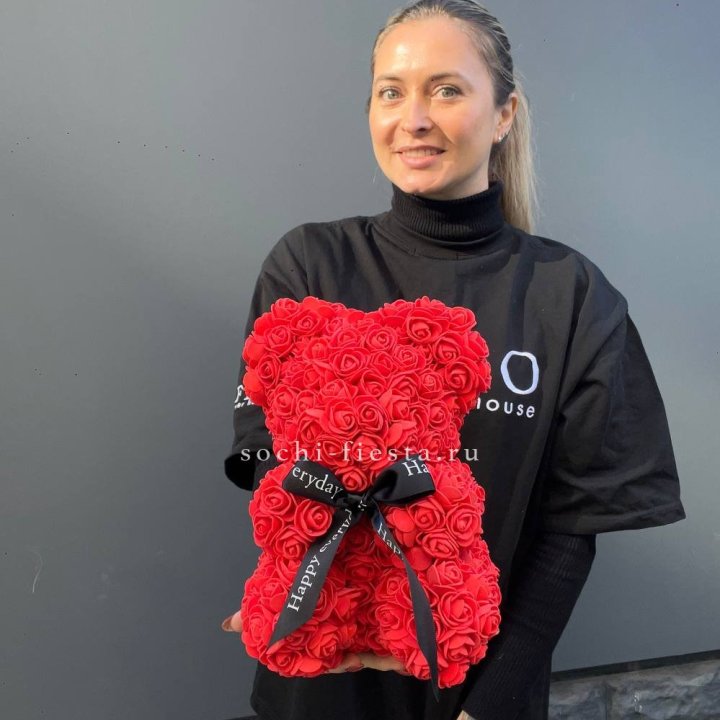 Медведь из роз красный в Улан-Удэ