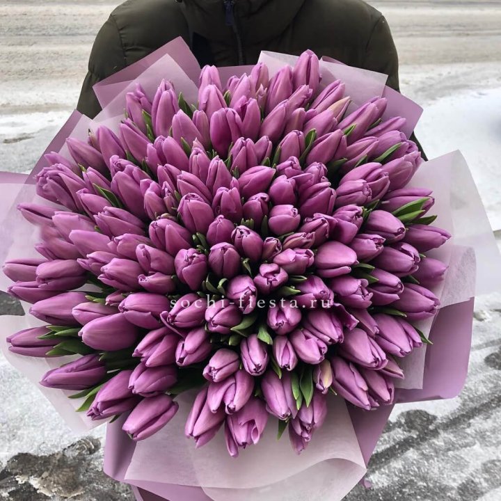 101 сиреневый тюльпан в Улан-Удэ